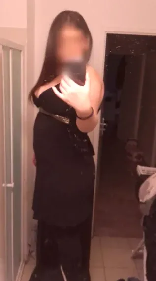 Alina, 39