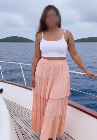 Anja, 32