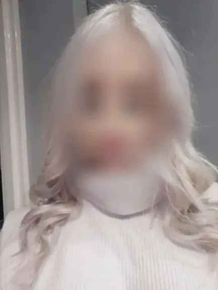 Celine, 30
