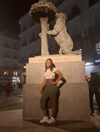 Ivona, 34
