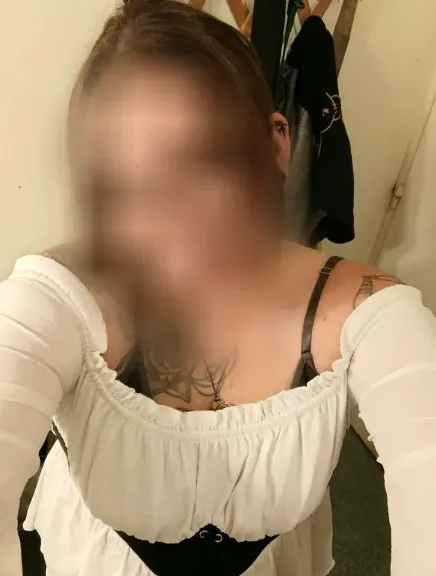 Jovana, 31