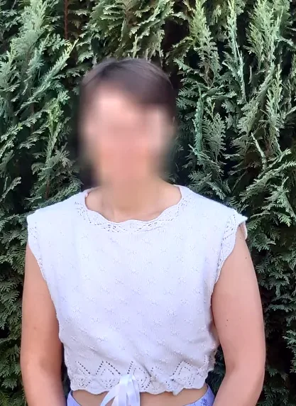 Melanie, 27