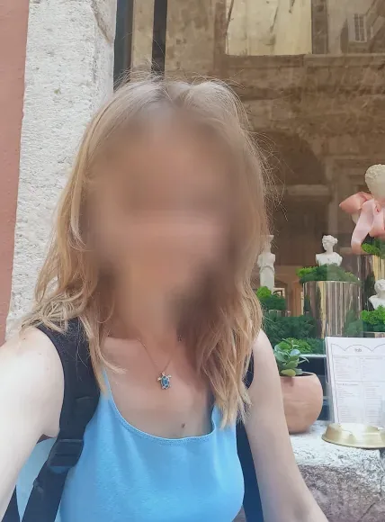 Valerie, 39